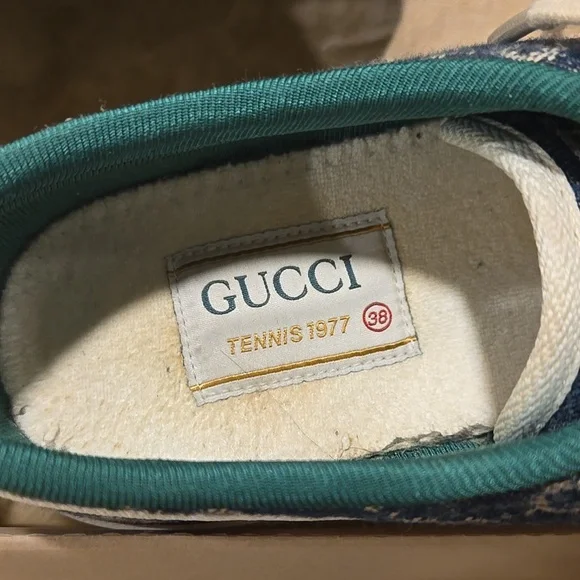 Gucci Multicolor Sneakers with Green and Red Accents - Picture 4 of 14